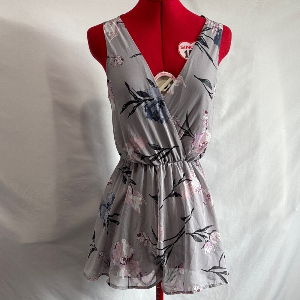 Floral Sleeveless Romper XS236
